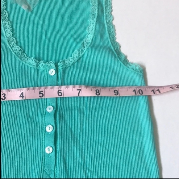 *SOLD* Victoria’s Secret scoop neck sleeveless Henley  teal ribbed tank top sma… - Picture 8 of 16